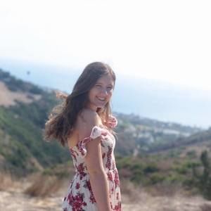 Meet your Posher, Jeanette